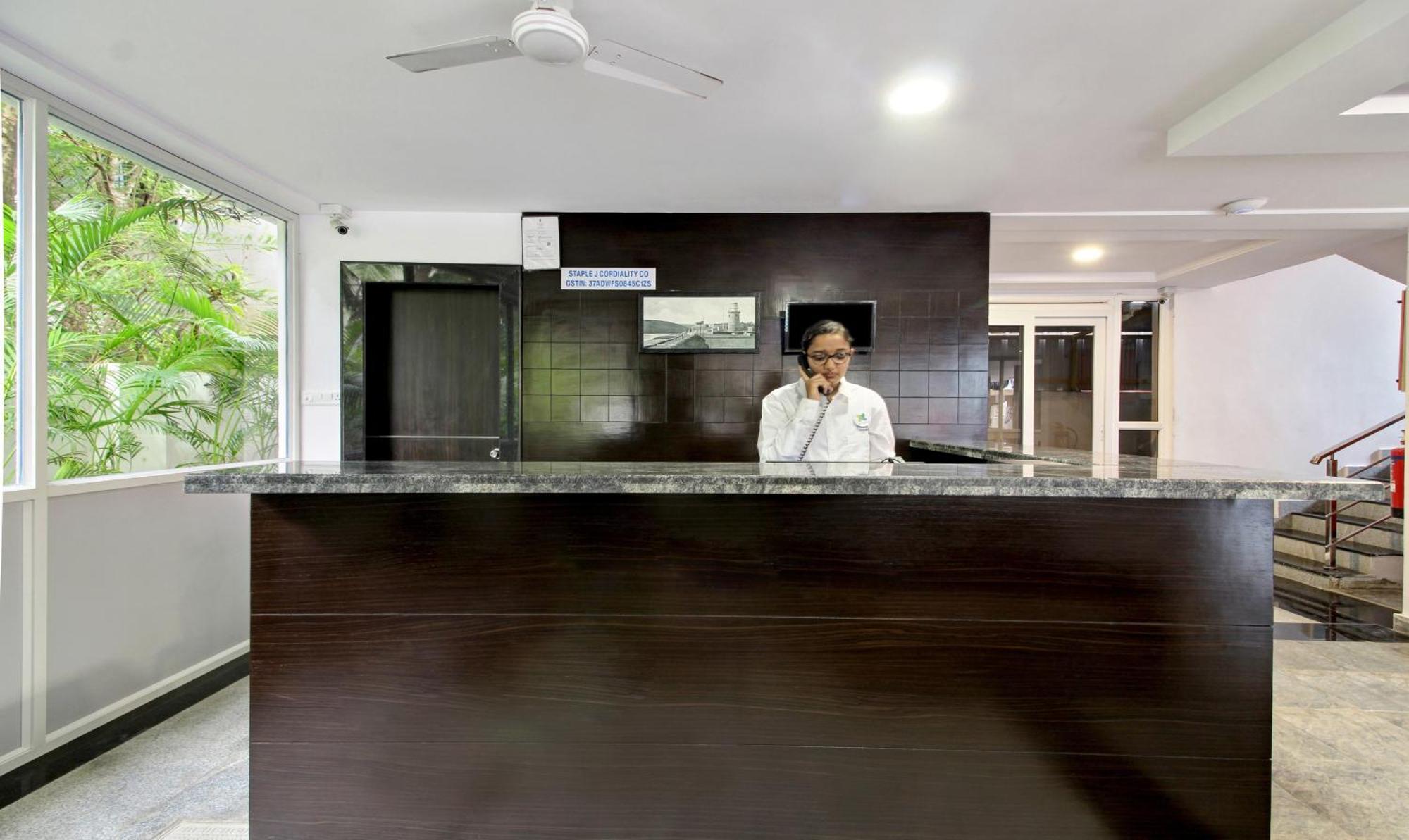 Treebo Trend Excella Hotel Visákhapatnam Kültér fotó
